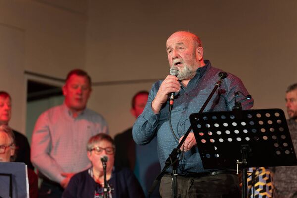 Séamus Murphy sing The Roads To Kildare