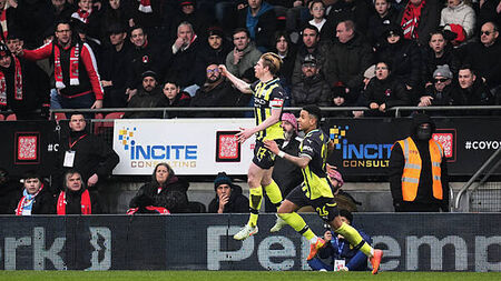 Manchester City avoid cup shock at Leyton Orient after Kevin De Bruyne winner