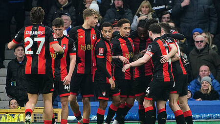 Bournemouth brush aside in-form Everton to advance in FA Cup