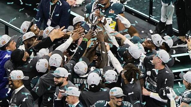 Philadelphia Eagles dominate Kansas City Chiefs to win Super Bowl