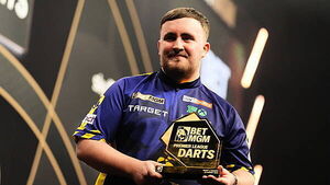 Luke Littler battles back to edge out Luke Humphries in Glasgow