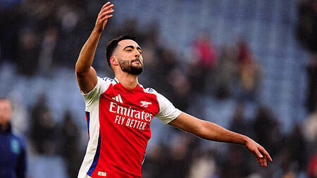 Super sub Mikel Merino’s double keep Arsenal in the title chase