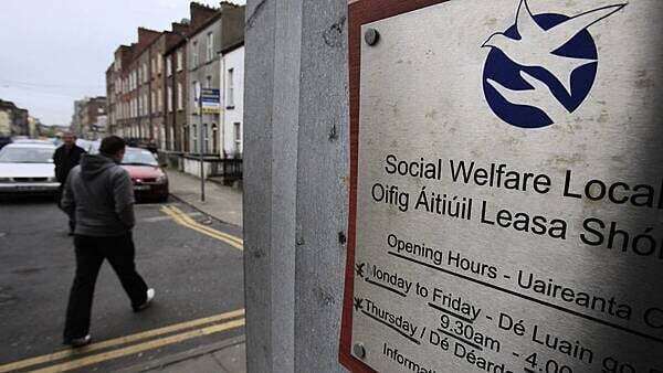 Pakistani man used fake Afghan passport for sham asylum claim and €43,000 welfare fraud