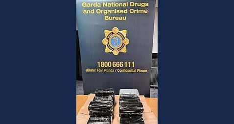 Two arrested after cocaine worth €1.4m and €15,000 cash seized in Blanchardstown