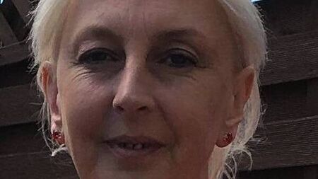 Blood-stained blind cord around mum-of-two's neck had accused's DNA, trial hears