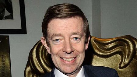 Taoiseach praises Henry Kelly for his ‘huge contribution to journalism’