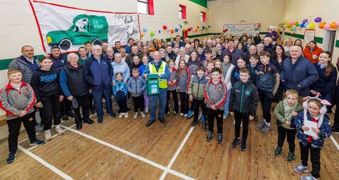 Kilbride residents organise special retirement party for popular postman 