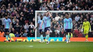 Arsenal draw with Man Utd to deal another blow to title challenge