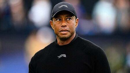 Tiger Woods has surgery on ruptured Achilles tendon