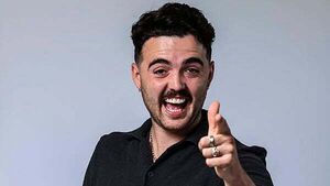 Dublin TD Barry Heneghan appears as contestant on Irish-language dating show Grá ar an Trá