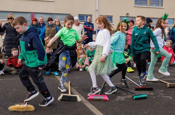 Taking on the brush dance at the céili mor