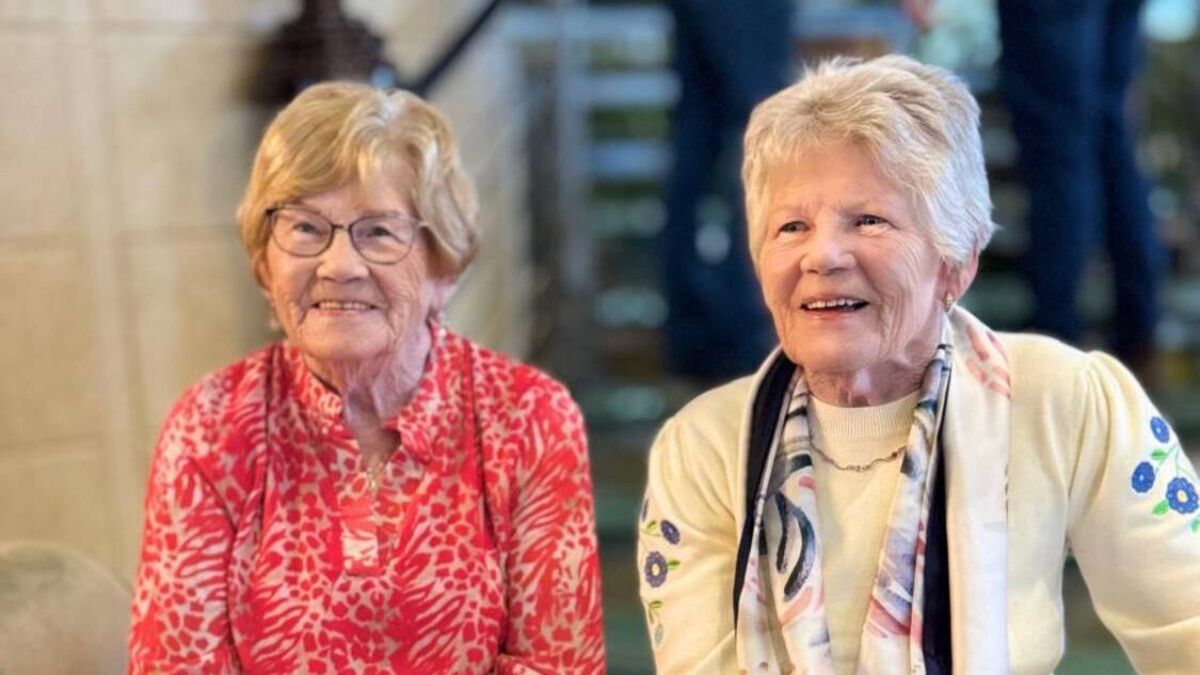 Twins celebrate 90th birthday in style