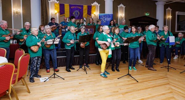 Members of the Carlow Ukulele Players performing at Carlow Lions Club charity auction in aid of the Eist Cancer Support Centre in the Seven Oaks Hotel Photos: michaelorourkephotography.ie Members of the Carlow Ukulele Players performing at Carlow Lions Club charity auction in aid of the Eist Cancer Support Centre in the Seven Oaks Hotel Photos: michaelorourkephotography.ie