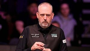 Eyes on the prize as Mark Williams overcomes Wu Yize in Crucible thriller