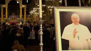 Pope Francis’s body goes on public display as mourners gather ahead of funeral Pope Francis’s body goes on public display as mourners gather ahead of funeral