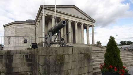 Suspended sentence for sexually assaulting his supervisor