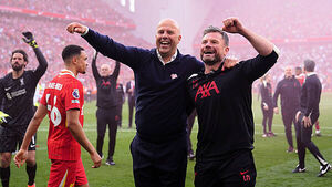 Arne Slot returns Jurgen Klopp compliment after winning title with Liverpool