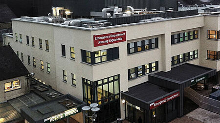 Man (50s) and teenage girl hospitalised after three-vehicle crash in Co Wexford