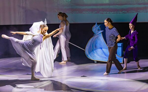 The White Witch played by Anastasiia Budilova, with Chole Darcy as Edmund and Anna Blazevic as the White Witch's Gnome