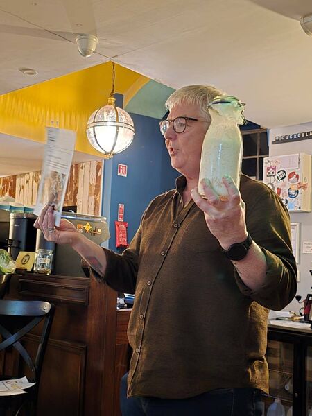 Derek Oman talks the crowd about the lacto-fermentation process