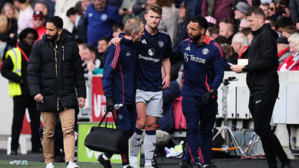 Matthijs de Ligt doubtful for Man Utd’s Europa League semi-final second leg