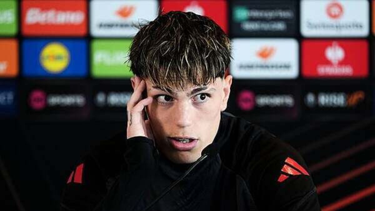 Alejandro Garnacho happy at Manchester United amid speculation about future