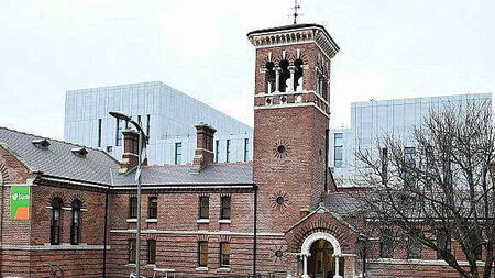 Wife says husband poured boiling water on her and attacked her with claw hammer