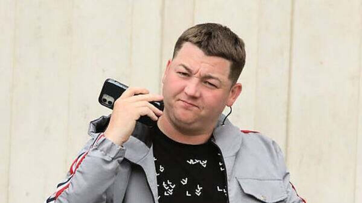 Amateur boxer and comedian avoids jail for drug dealing