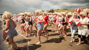 Almost 200 Marilyn Monroe lookalikes take the plunge for charity swim Almost 200 Marilyn Monroe lookalikes take the plunge for charity swim