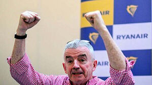 Ryanair boss Michael O’Leary on track for €100m bonus Ryanair boss Michael O’Leary on track for €100m bonus