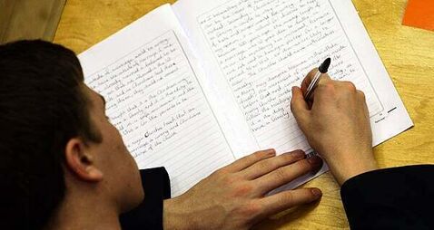 Leaving Cert: Teacher says many students found today's English exam 'challenging'