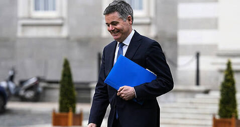 Pay cap of €500,000 at AIB and PTSB removed, Finance Minister says
