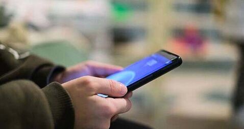 Smartphone bans have little to no impact on education or bullying – study