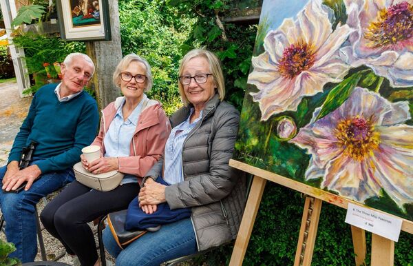 Mike McMullen, Ann Farrell and Kathleen McMullen