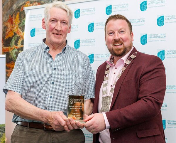 Gabriel Deering accepts his Cathaoirleach Award