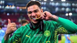 Ederson describes Manchester City exit rumours as ‘fake news’ Ederson describes Manchester City exit rumours as ‘fake news’