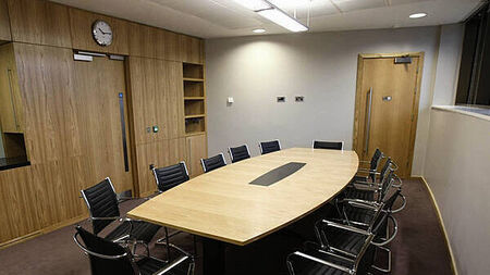 Jury finds man (20s) accused of three-in-a-bed sex assault not guilty