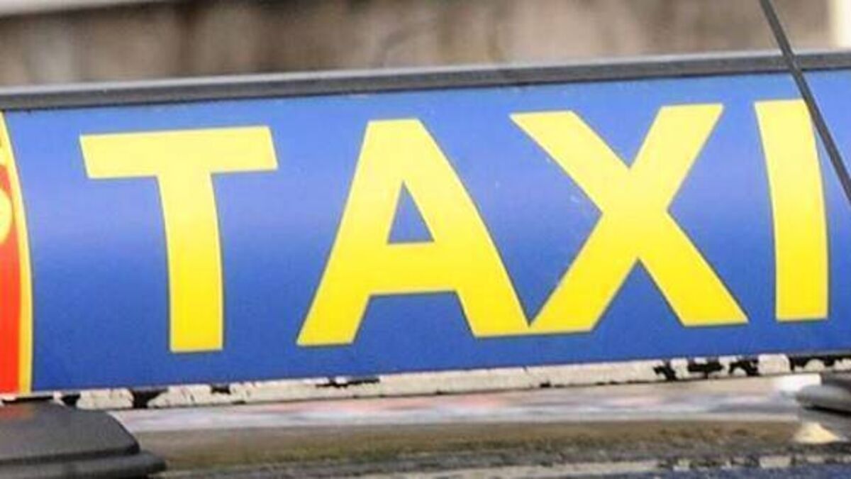Dublin man (20) had gun hidden under bullet proof vest in taxi, court hears