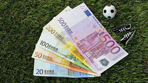 Free bets coax people into betting more, including problem gamblers – study