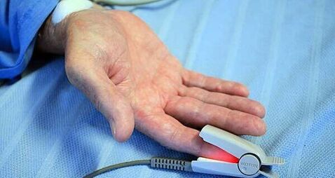 Hospital overcrowding: Nearly 400 patients waiting for beds