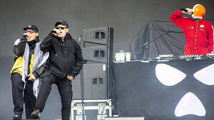 ‘They can’t stop us’: Kneecap hit back against Swinney at Glasgow gig