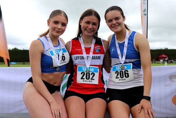 Enya Silkenya, Caoimhe Gallen and Chloe Ryan (right)   Photo: Perri Williams