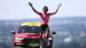 Ben Healy wins stage six of the Tour de France