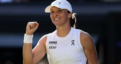 Iga Swiatek surprises herself by breaking through her grass ceiling at Wimbledon