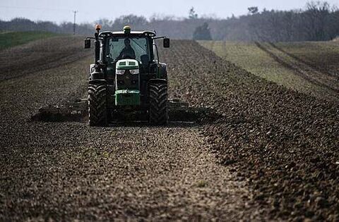 Common Agricultural Policy: Irish farmers expecting bad news in overhaul to EU funds - National News