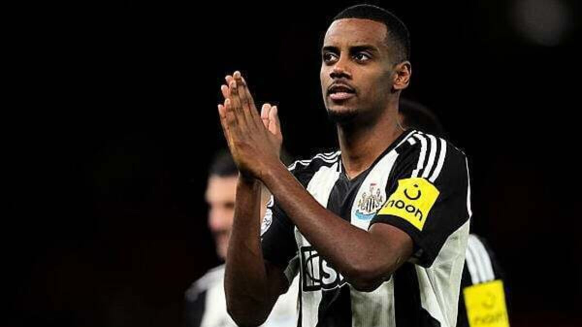 Eddie Howe admits he is not in ‘full control’ of Alexander Isak’s future
