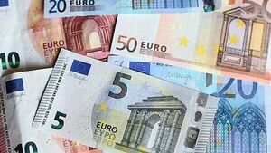 Court steps in to protect finances of farmer who has given thousands in cash to homeless people