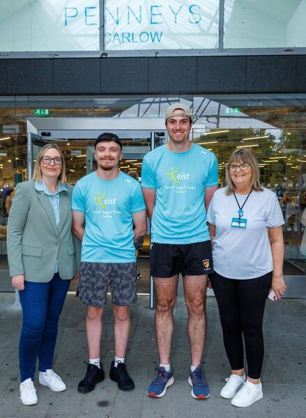 Sean and Scott with Penneys manager Sandra Quinlan and Annmarie Peters of Éist Sean and Scott with Penneys manager Sandra Quinlan and Annmarie Peters of Éist