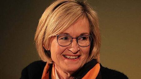 Fine Gael's Mairead McGuinness pulls out of presidential race