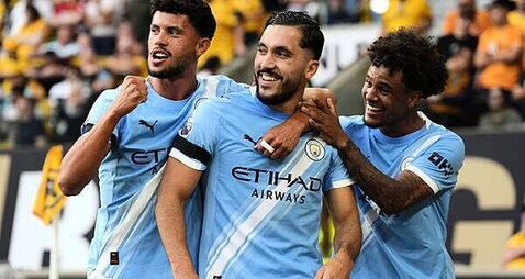 Manchester City begin title quest with convincing win against Wolves